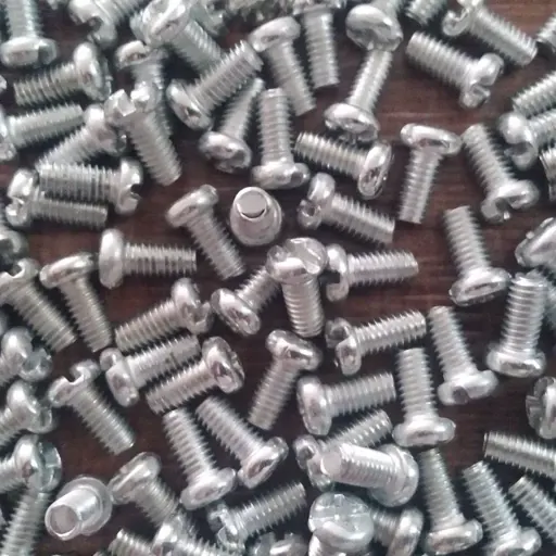 پیچ سر استوانه M4 طول 8 میلی متر گالوانیزه بسته 20 عددی