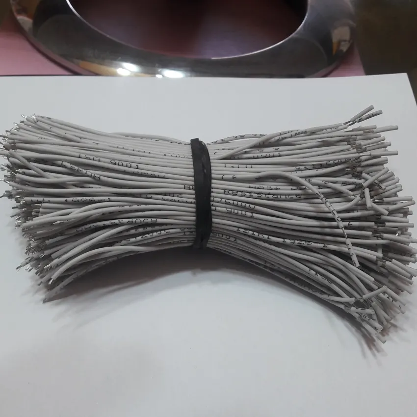 سیم سیلیکونی نسوز لامپ 40،30و50وات بسته 20جفتی 0.25